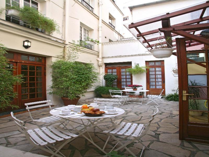 Hotel Lucien & Marinette Париж Екстериор снимка