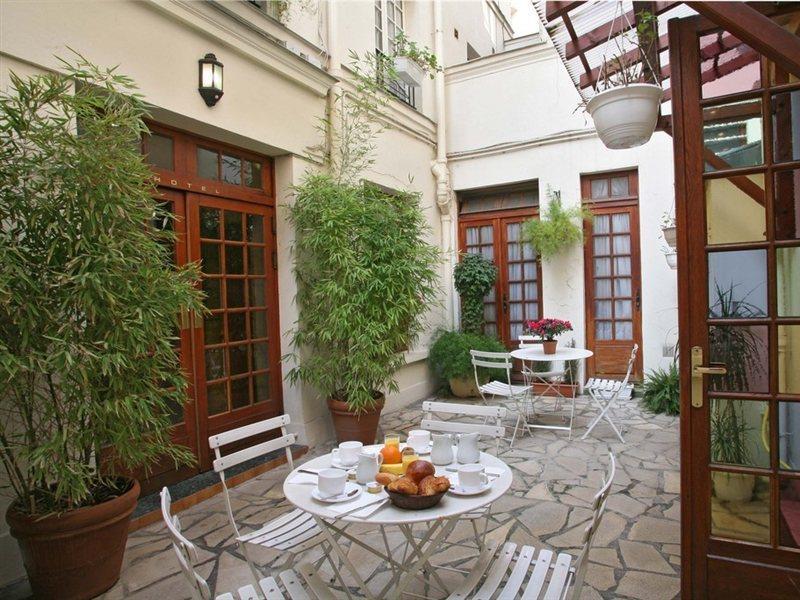 Hotel Lucien & Marinette Париж Екстериор снимка
