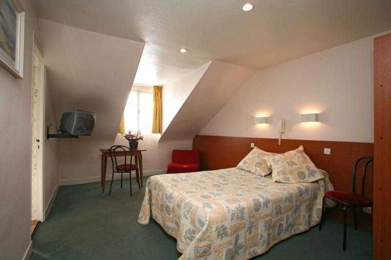 Hotel Lucien & Marinette Париж Стая снимка